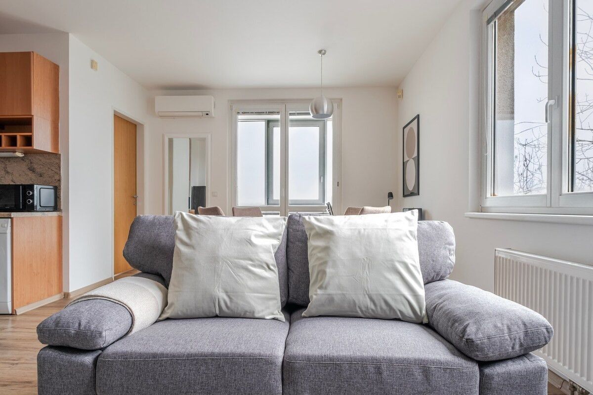 Pronájem byt - U Zvonařky g, Praha - Vinohrady, 60 m² - 2