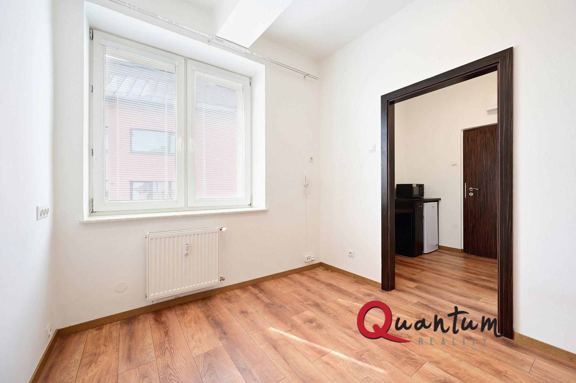 1+kk, Suchdolské náměstí 801, Praha Suchdol, 19 m² - 1