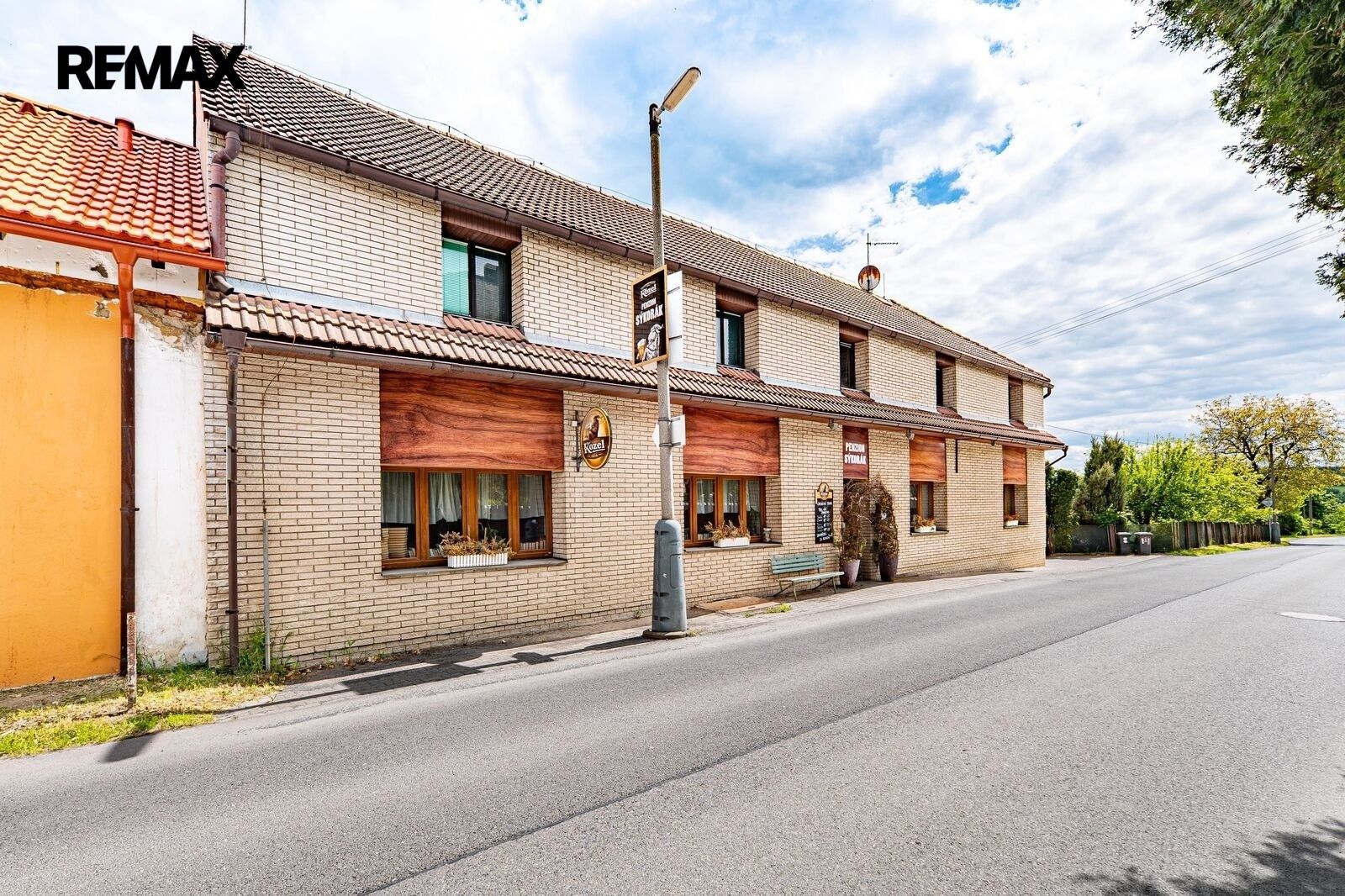 Restaurace · 500 m² · Sýkořice - 1