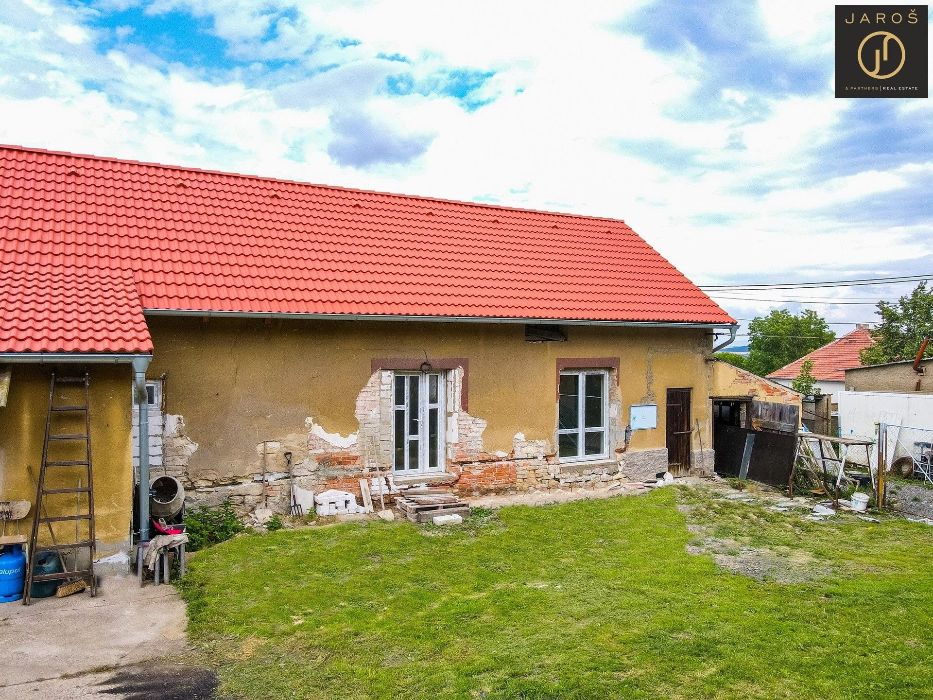 Prodej rodinný dům - Mnichovský Týnec, Chožov, 640 m²