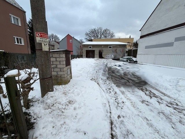 Prodej garáž - Aš, 352 01