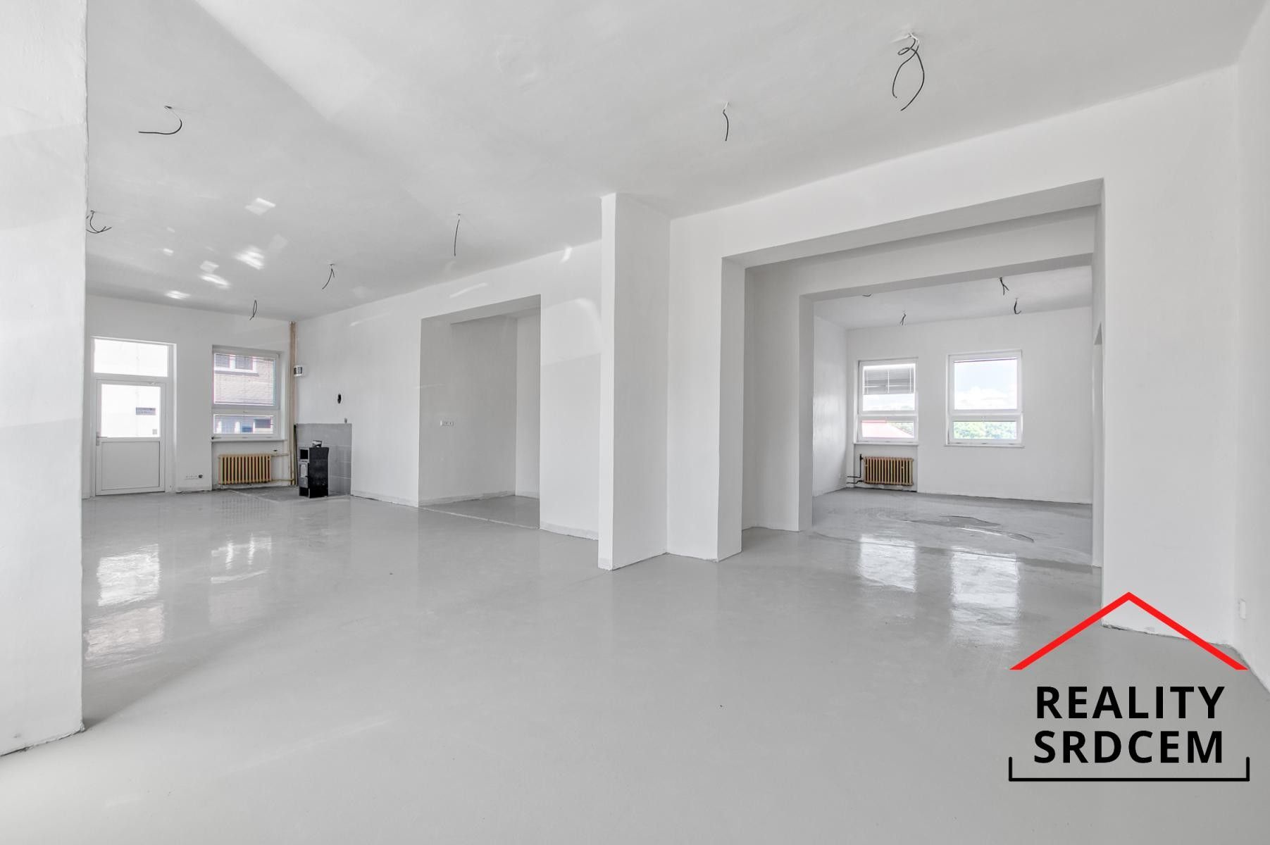 Pronájem obchodní prostory - Výstavní, Děhylov, 150 m²