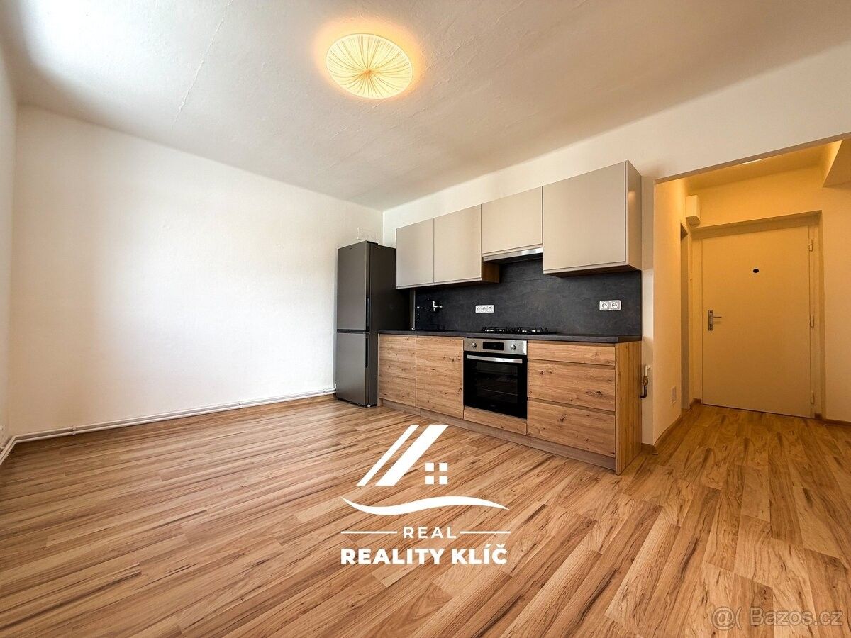 Byty, Dolní Benešov, 747 22