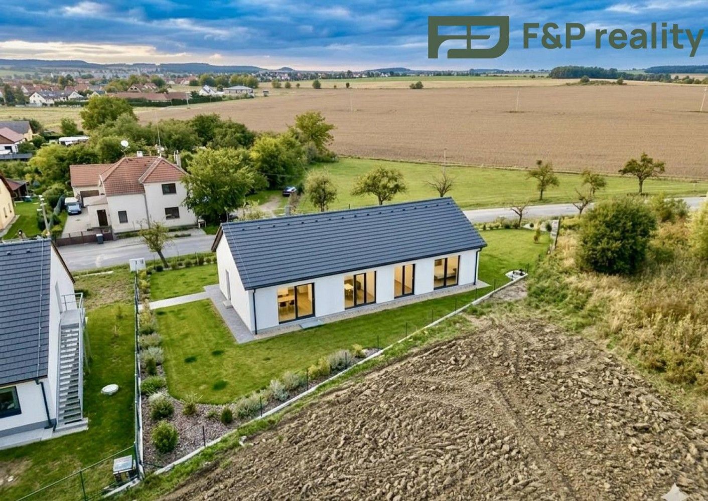 Rodinné domy, Choltice, okres Pardubice, Pardubický kraj, 115 m² - 1