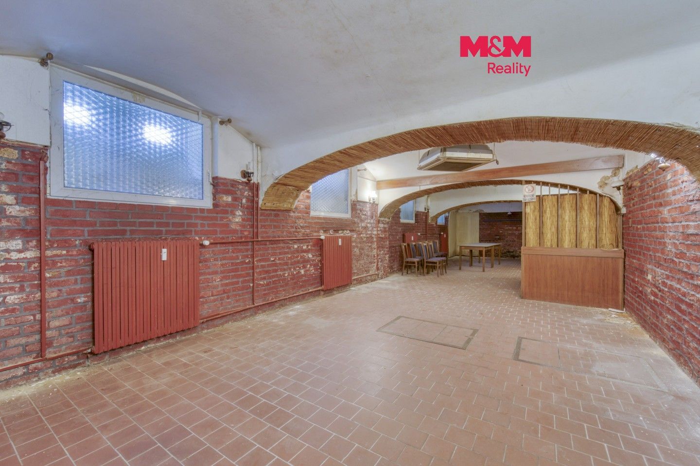 Restaurace, Sladkovského, Plzeň, 170 m² - 1