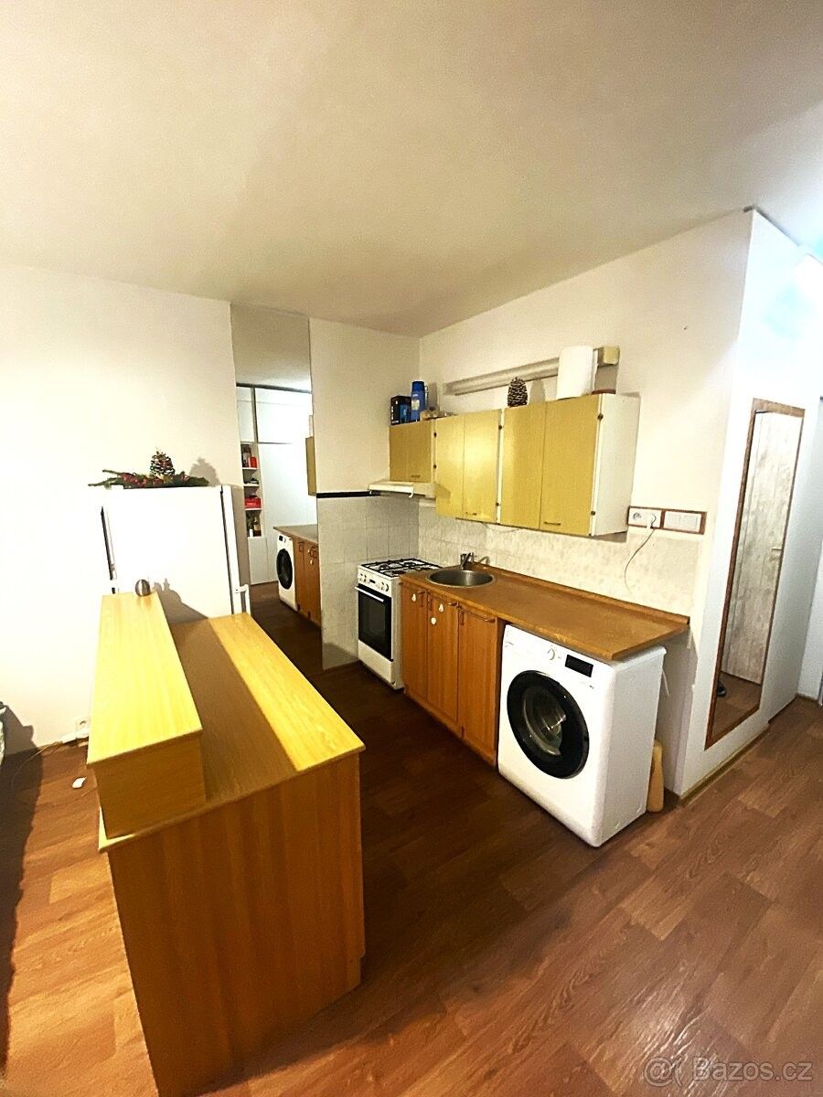 Byty, Pelhřimov, 393 01