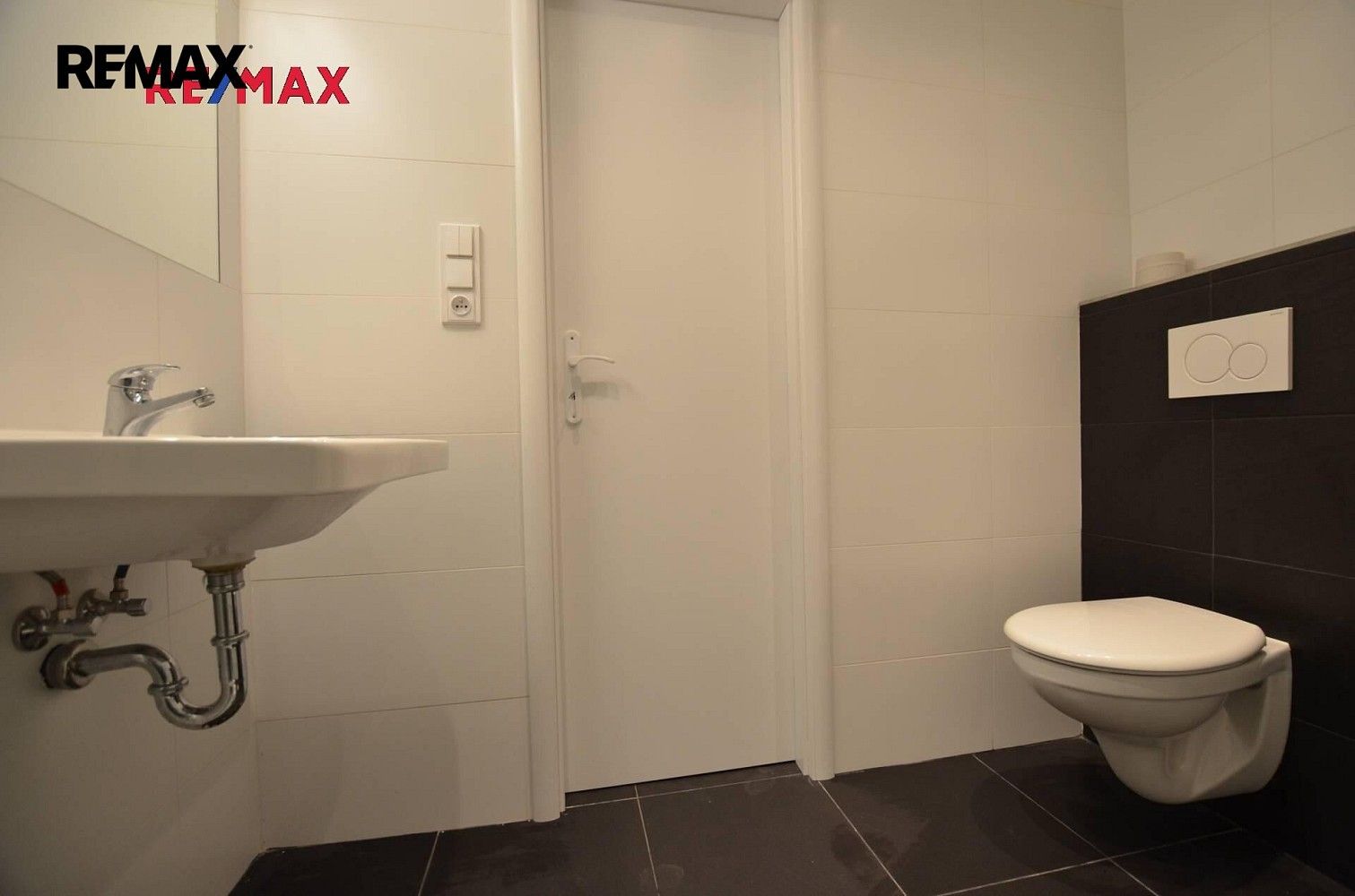 Prodej byt 1+kk - Praha - Stodůlky, okres Praha 13, Hlavní město Praha, 33 m² - 5