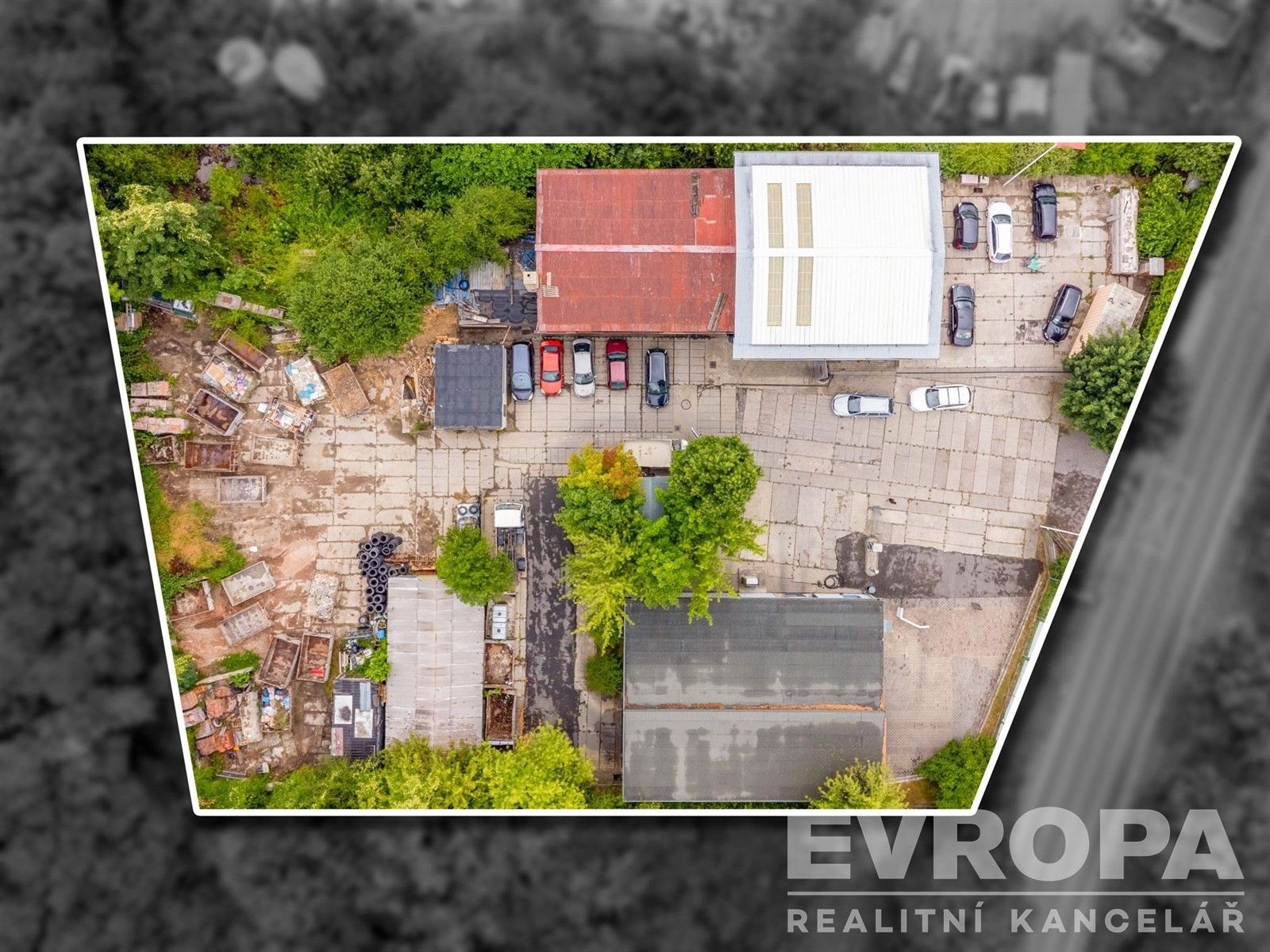 Prodej komerční pozemek - Kralupská, Statenice