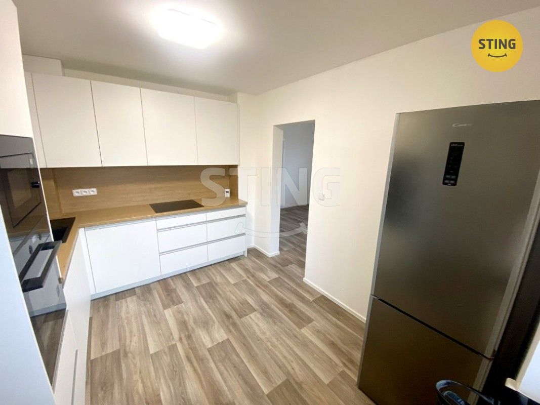 Pronájem byt 2+1 - Mírová, Raduň, 48 m²