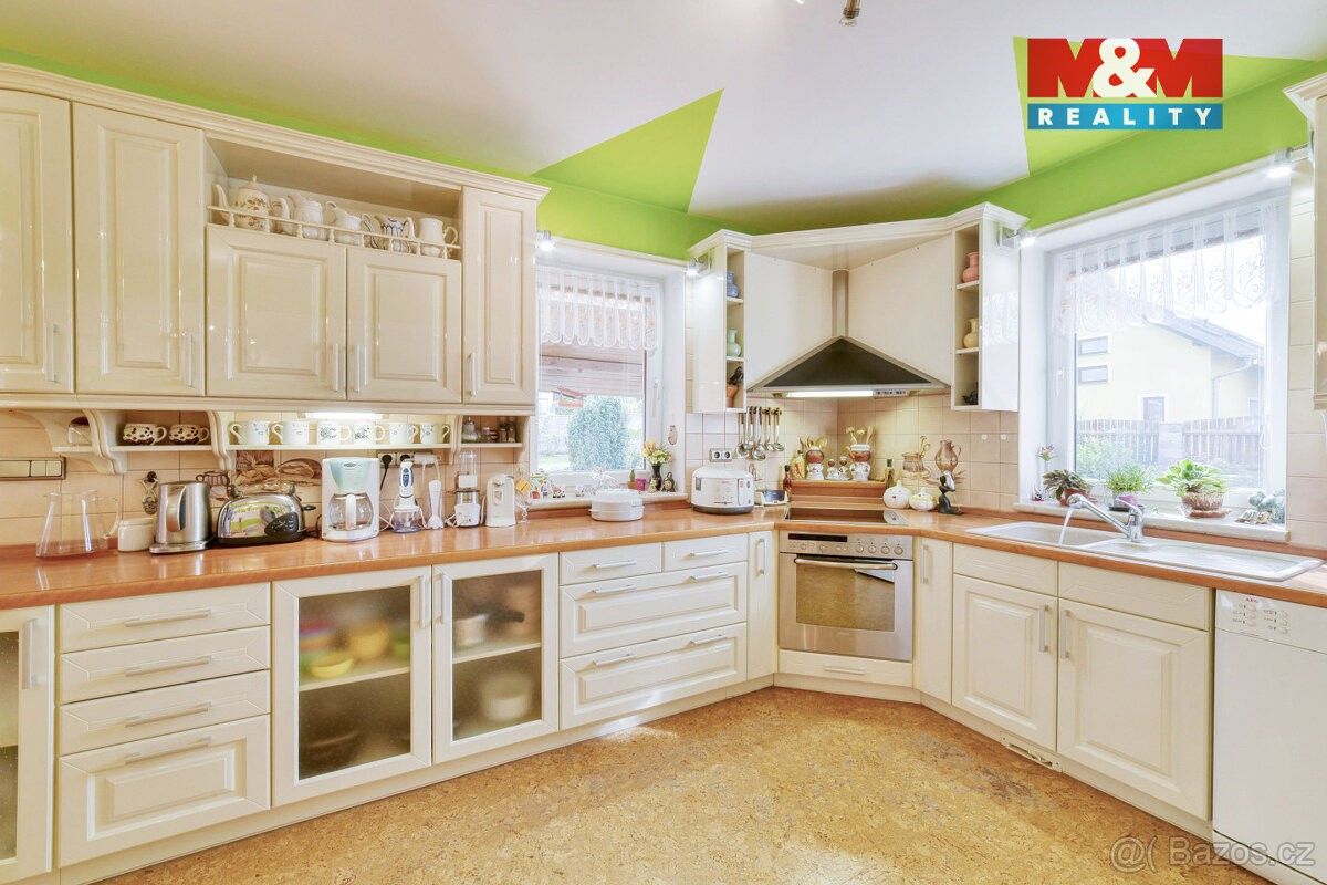 Prodej rodinný dům - Cheb, 350 02