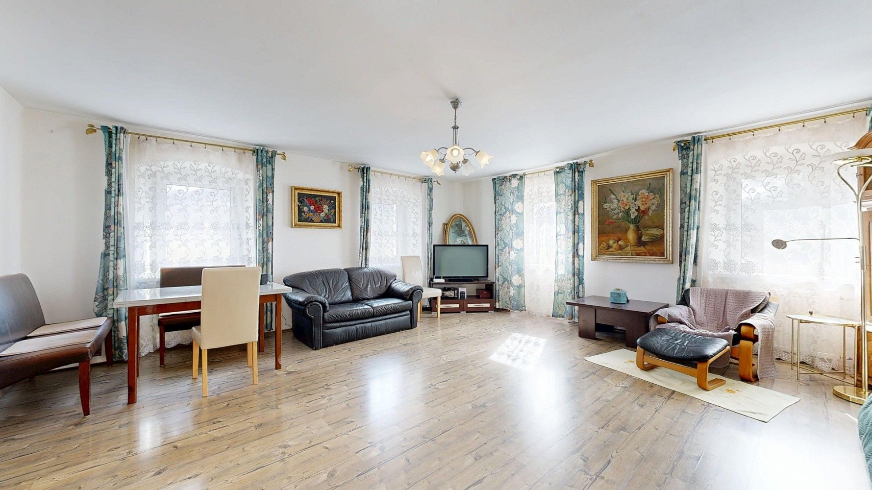 Rodinné domy, Dobkovice, okres Děčín, 313 m² - 2