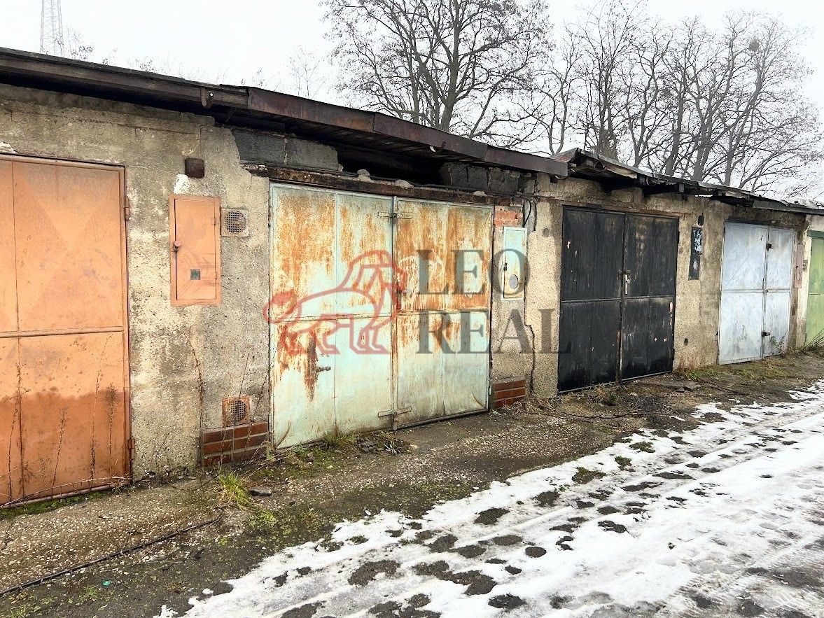 Garáže, Švermova, Ostrava, 19 m²