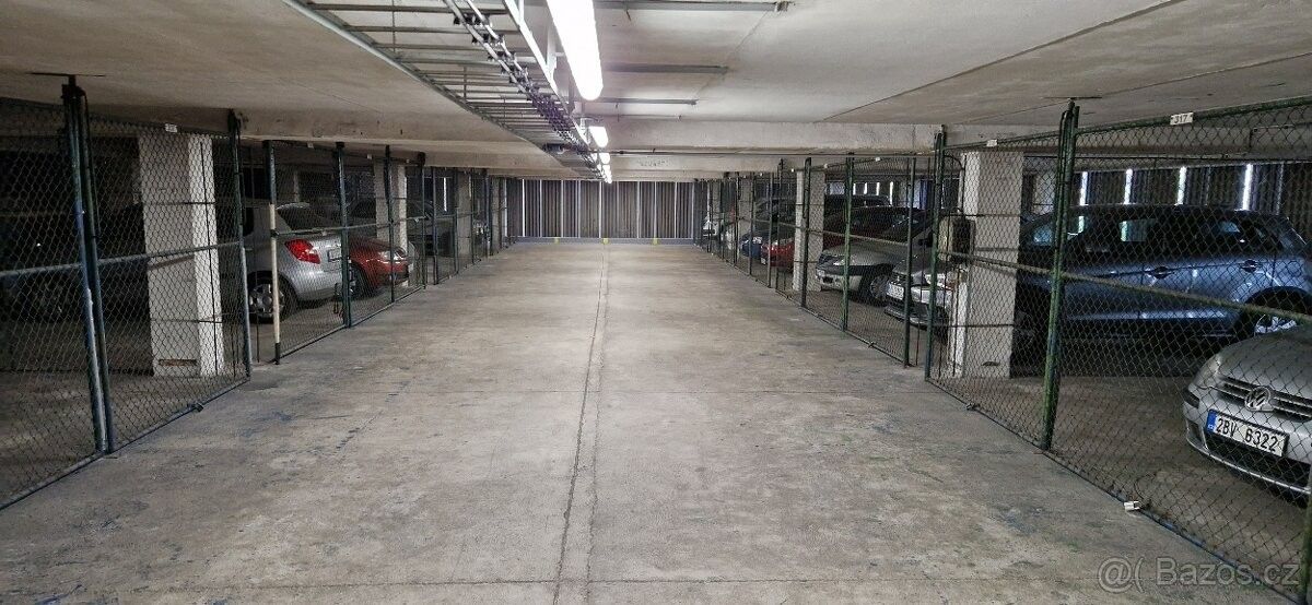 Pronájem garáž - Praha, 140 00