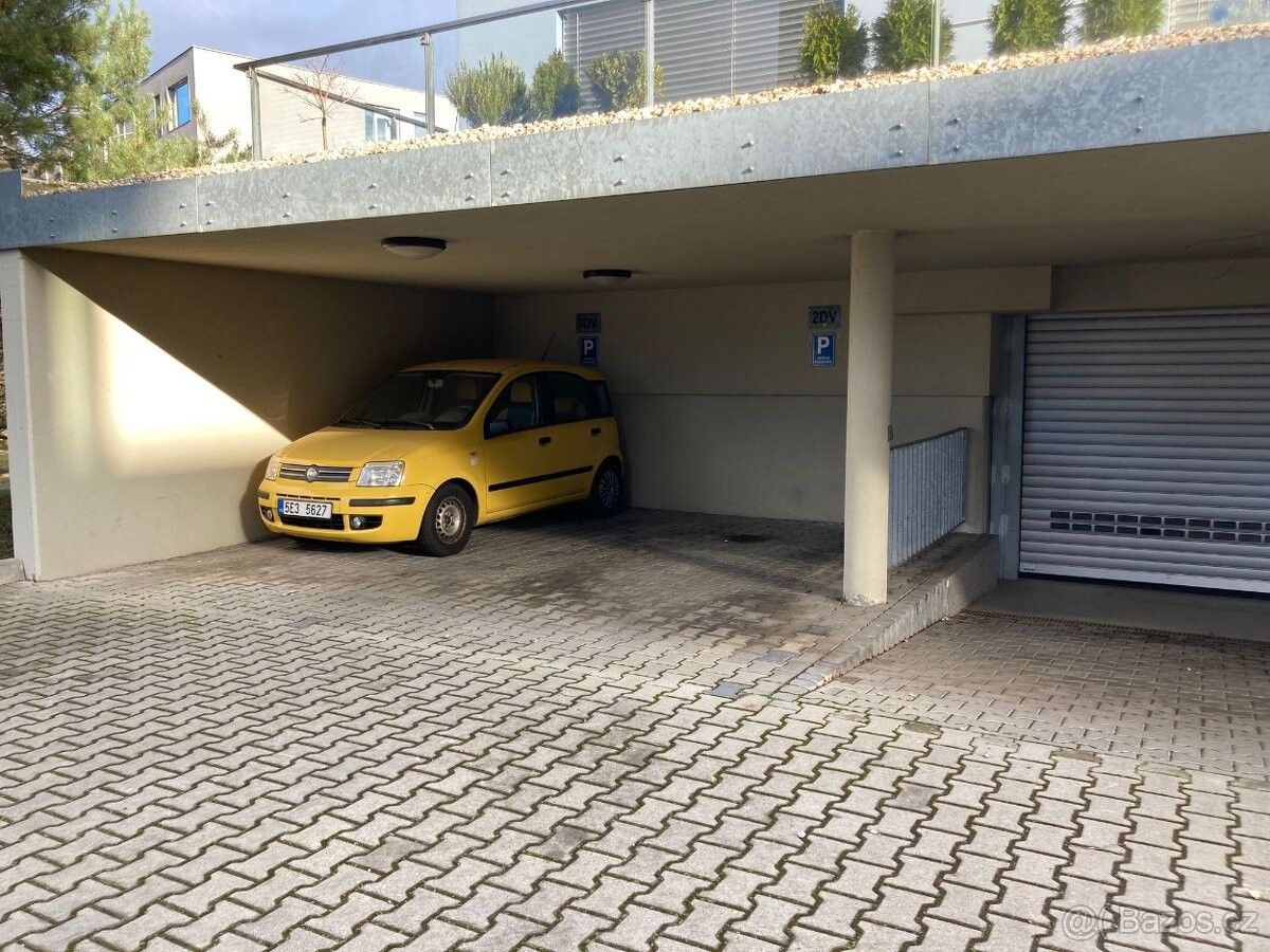 Pronájem garáž - Praha, 190 00