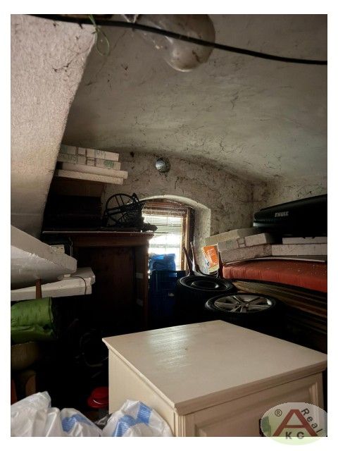 Pronájem garáž - K Horkám, Praha, 30 m²