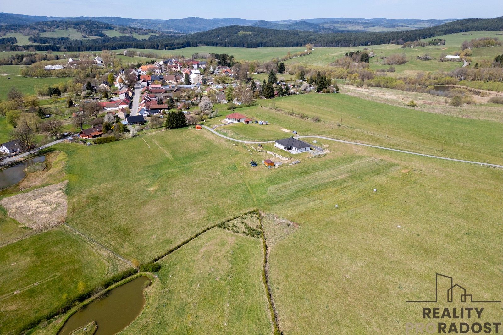 Pozemky pro bydlení, Horní Dvořiště, 1 522 m² - 2
