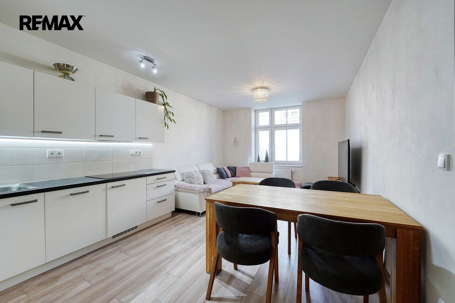 Byt 3+kk · 65 m² · Plzeň - Lobzy, okres Plzeň-město, Plzeňský kraj - 3