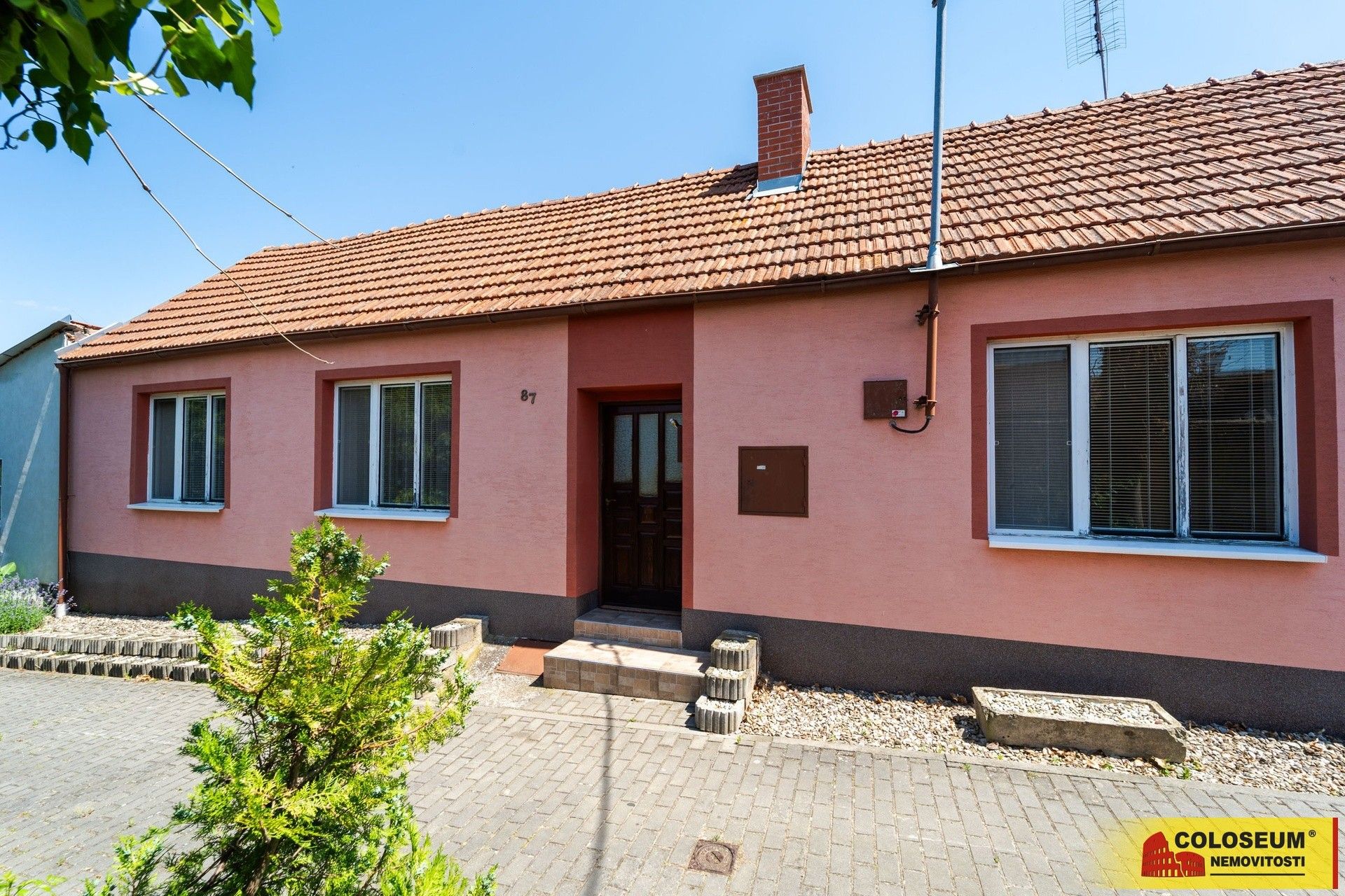 Rodinné domy, Ivaň, 117 m² - 1