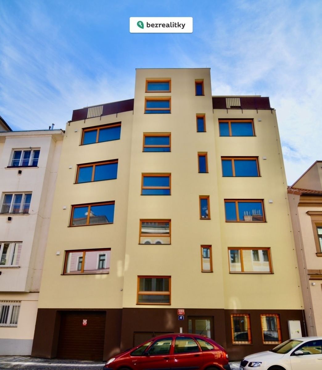 3+kk, Nad Koulkou, Praha, 119 m²