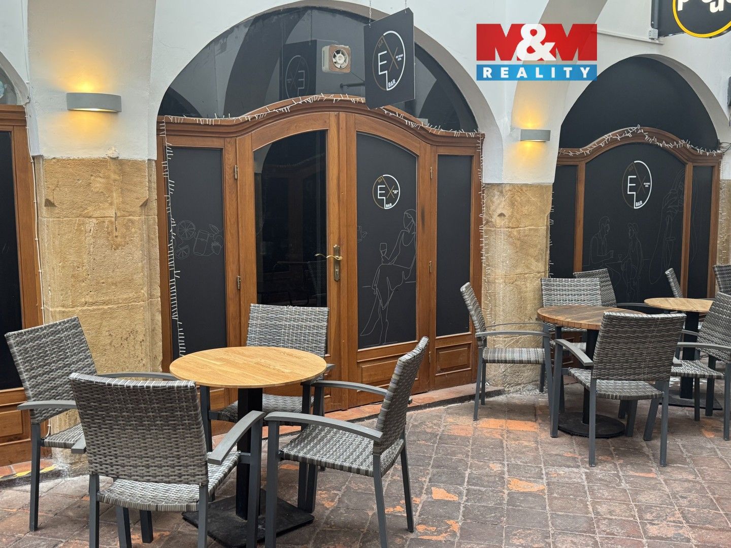 Restaurace, Dolní náměstí, Olomouc, 25 m²