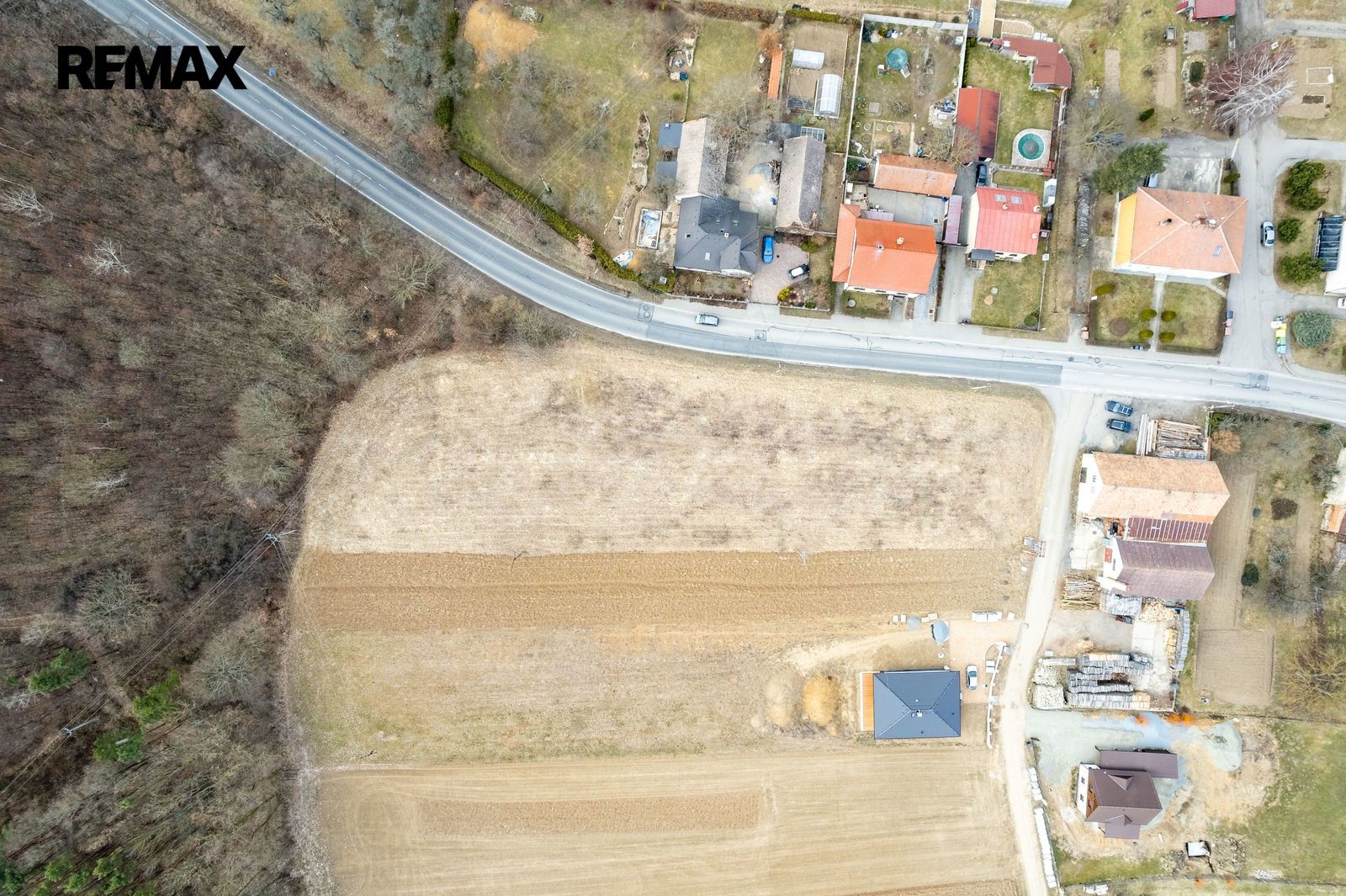 Prodej pozemek pro bydlení - Jinošov, 3 987 m² - 5
