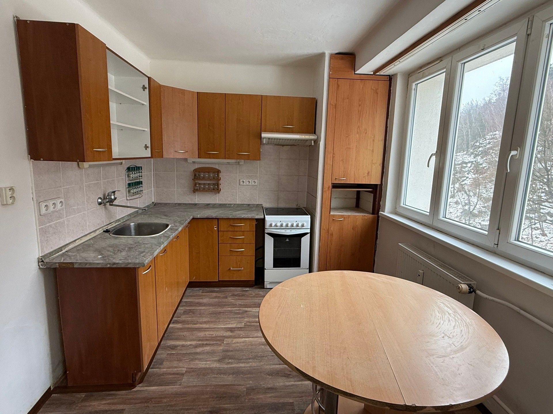 4+1, Smetanova, Kamenický Šenov, 92 m²