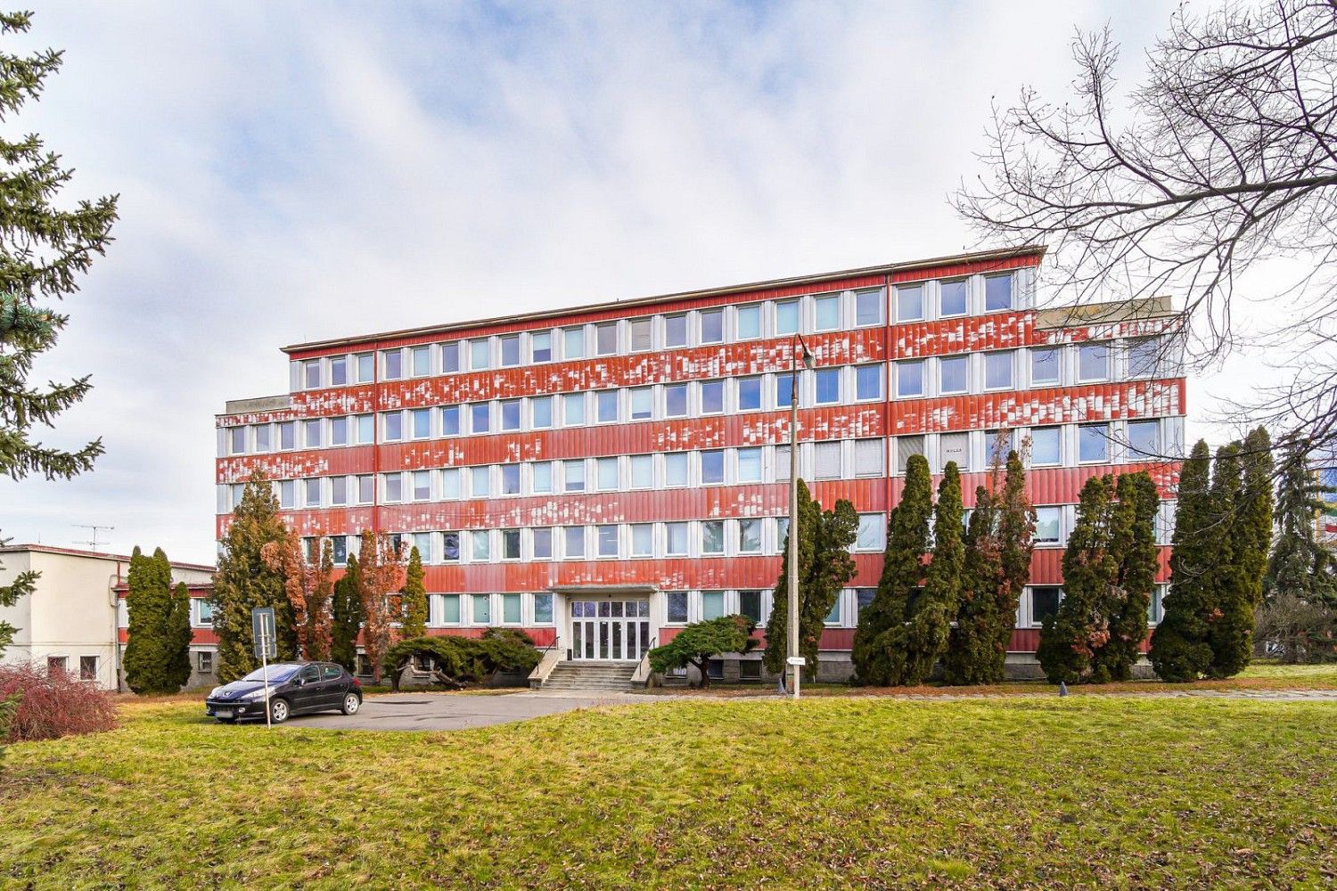 Kanceláře, Vestec, 270 m² - 1