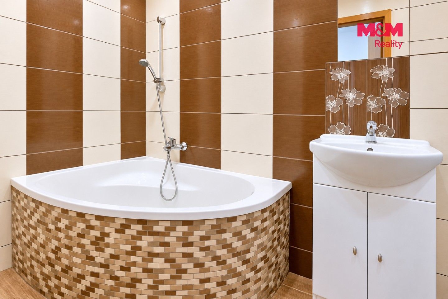 3+1, Sokolovská, Sokolov, 70 m² - 2