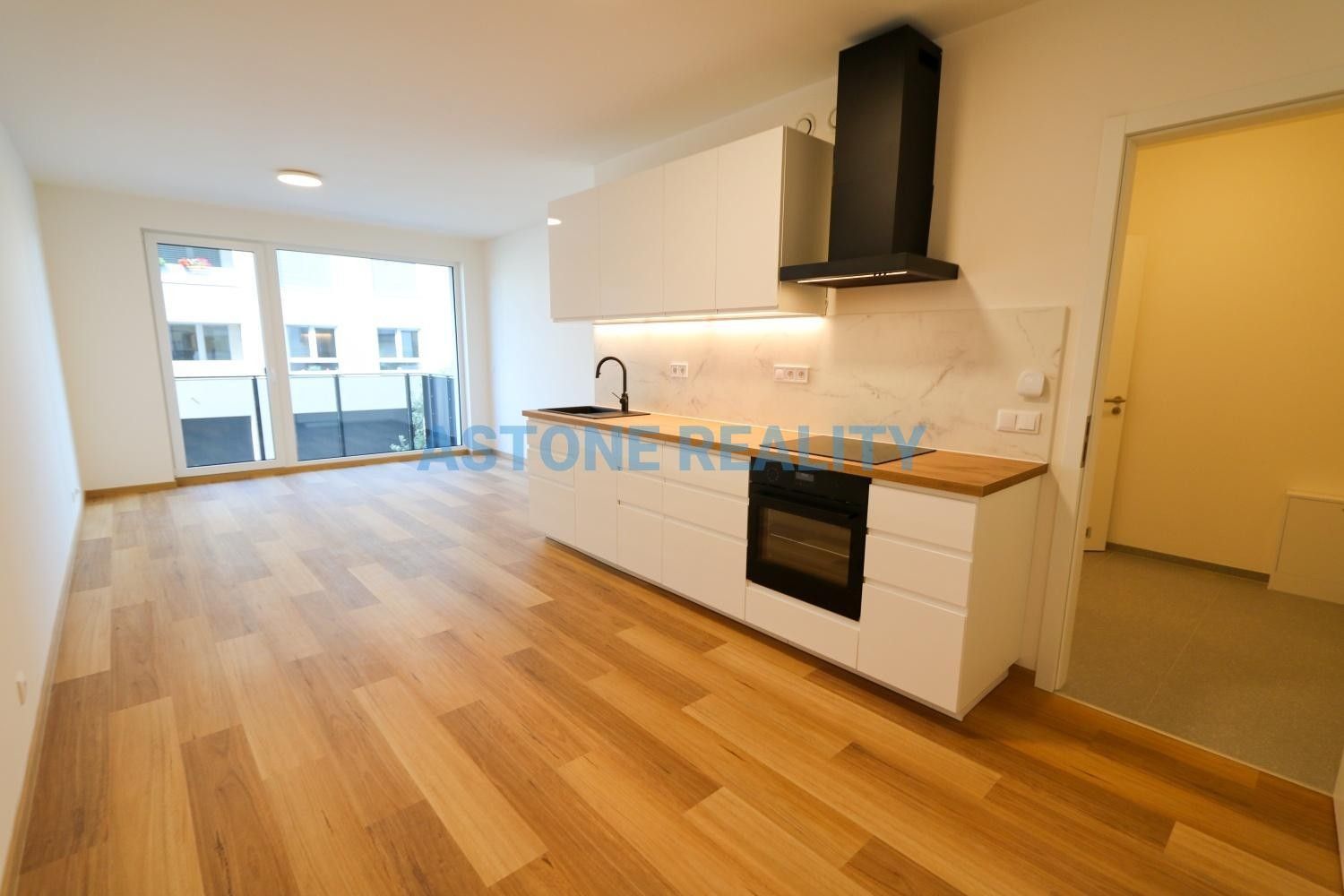 Byt 1+kk · 37 m² · Kolmanova  , Praha - 3