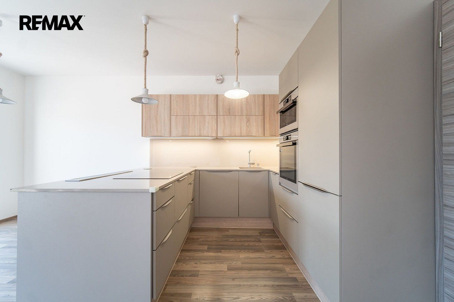 Rodinný dům · 133 m² · Praha - Pitkovice, okres Praha 22, Hlavní město Praha - 4