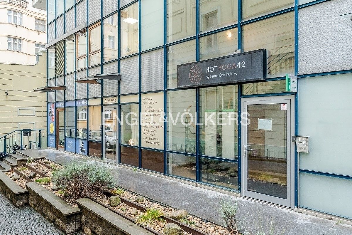 Obchodní prostory, Chrudimská 1418, Praha, 360 m²