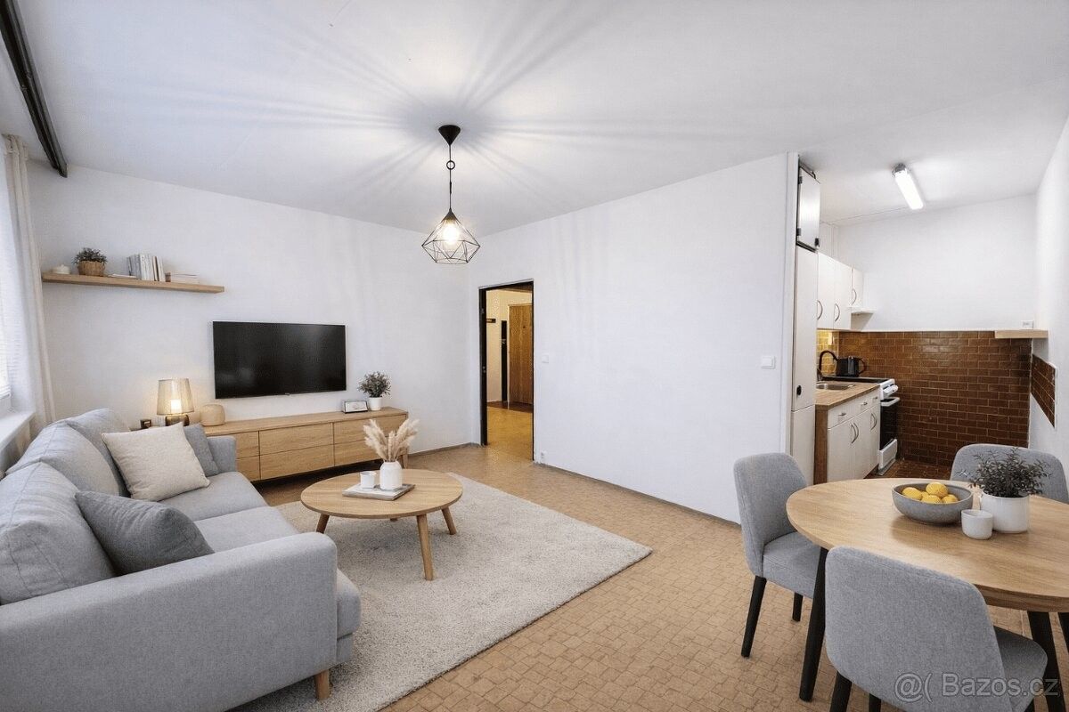 Pronájem byt - Brno, 628 00