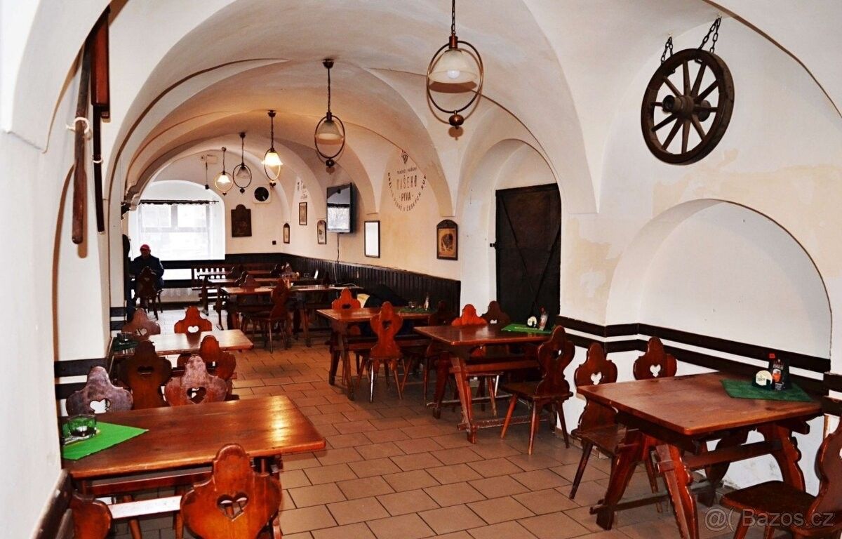 Prodej rodinný dům - Zlaté Hory v Jeseníkách, 793 76