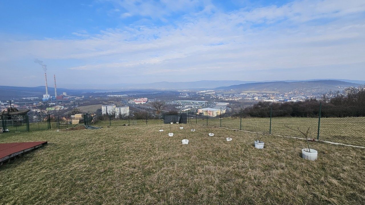 Pozemek pro bydlení, 1 100 m²