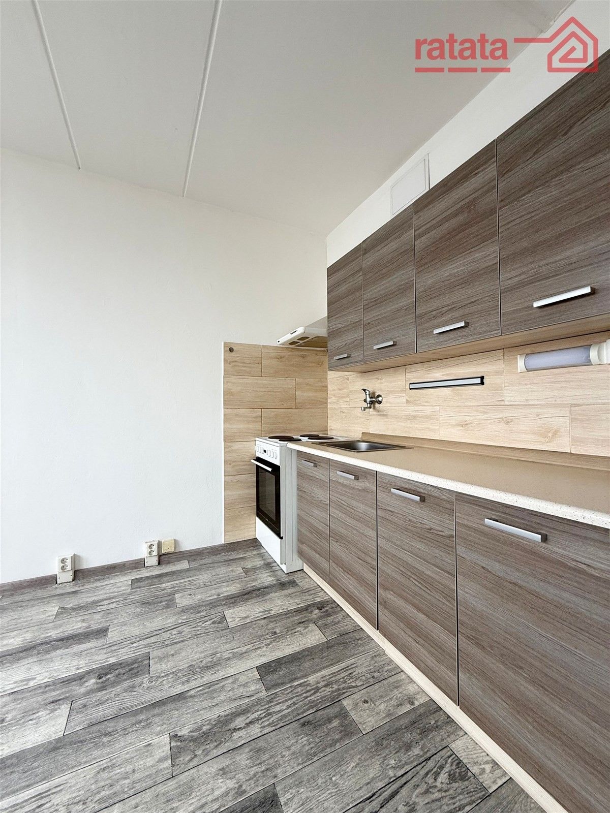 1+1, Borová 5162, Chomutov, 36 m²