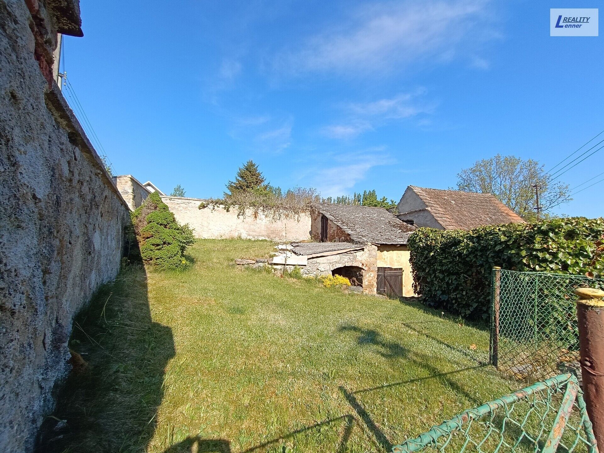 Komerční nemovitost · 80 m² · Kozárovice - 3