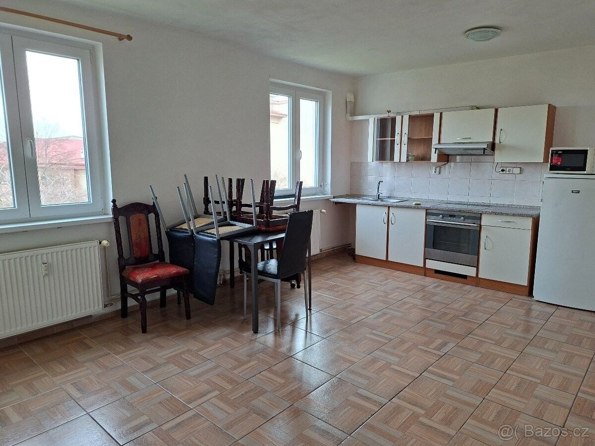 Byty, Horní Slavkov, 357 31