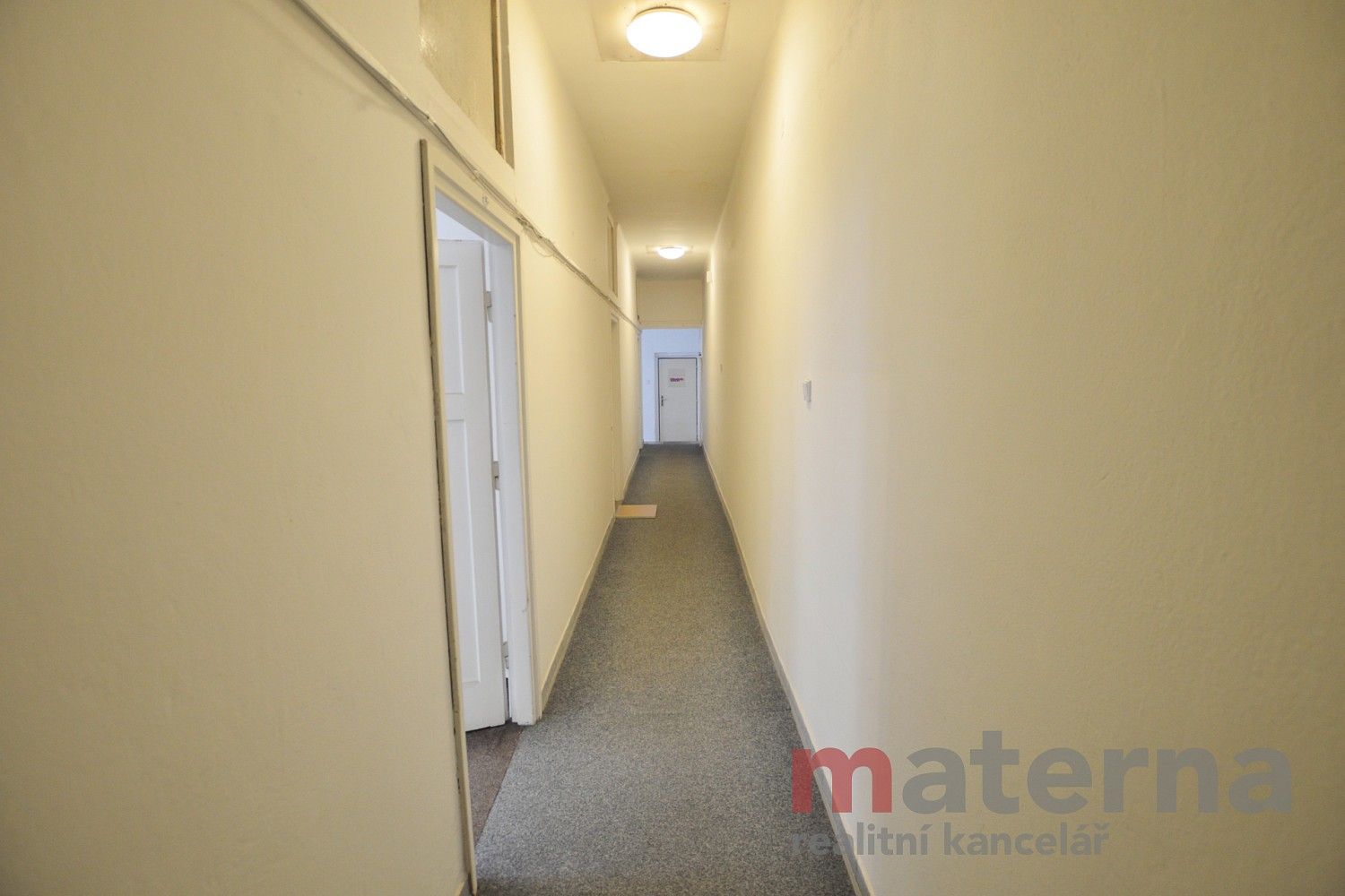 Pronájem kancelář - Praha - Libeň, okres Praha 9, Hlavní město Praha, 16 m² - 5