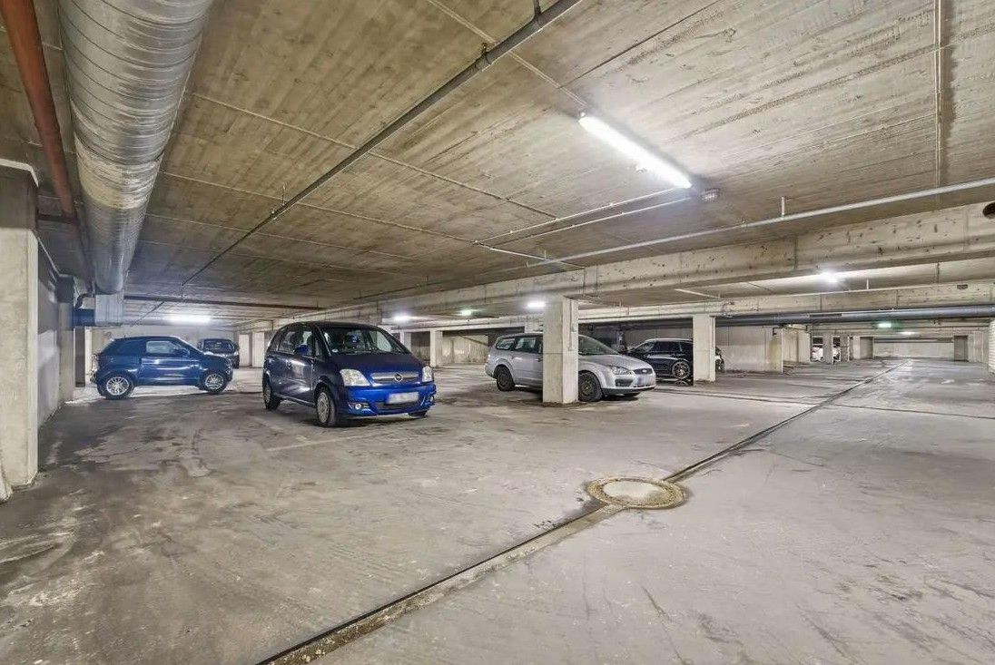 Garáž · Philadelphiastr. 59 Krefeld Cracau Nordrhein-Westfalen 47799 - 3