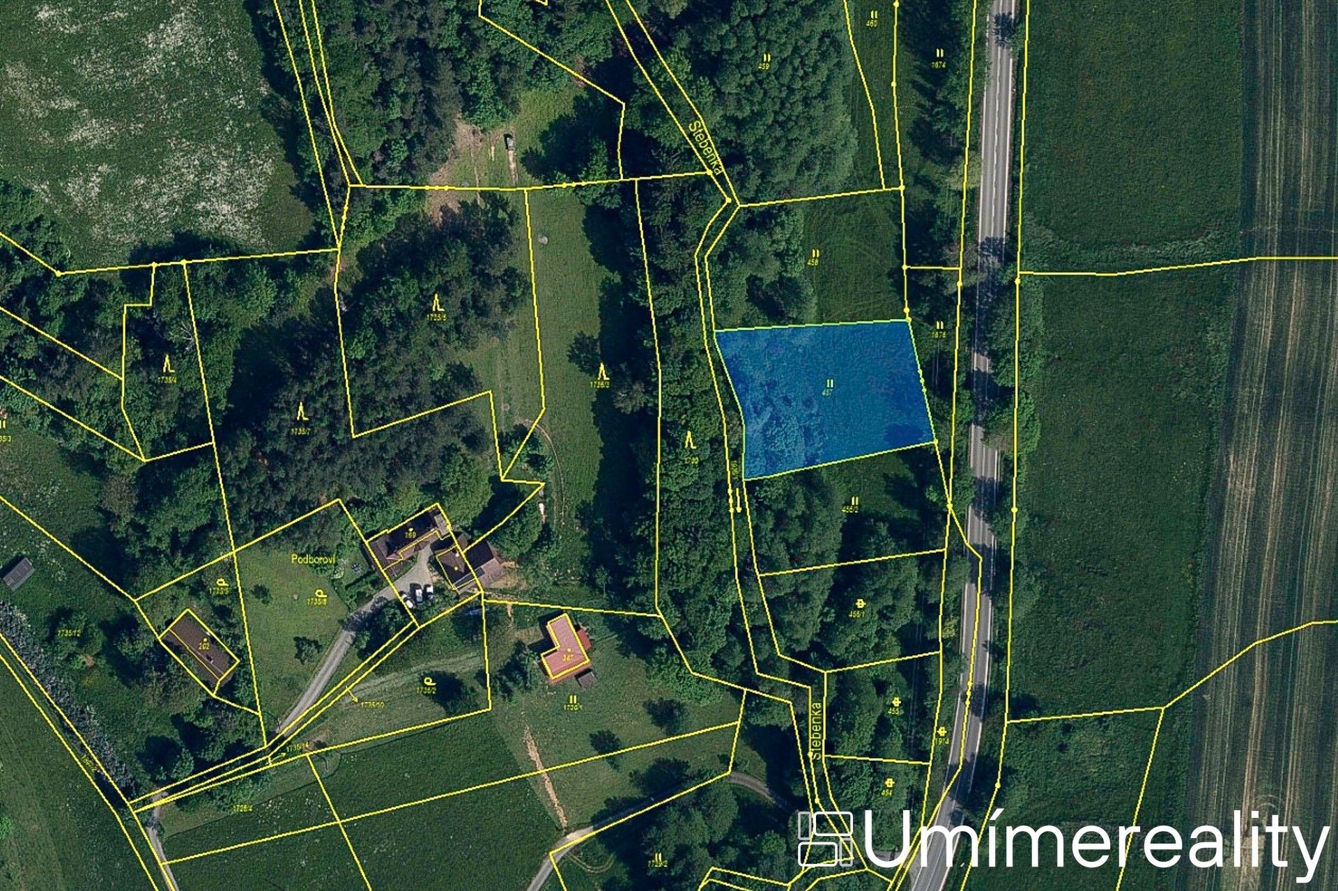 Louky, Klokočí, 1 796 m²