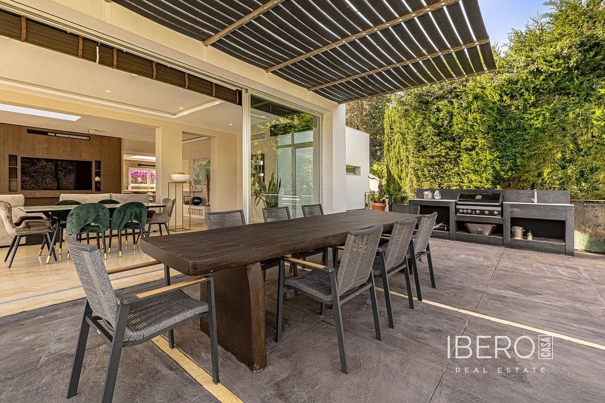 Rodinný dům · 418 m² · Marbella, ES - 3