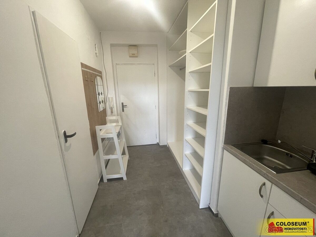 Pronájem byt - Kuřim, 664 34