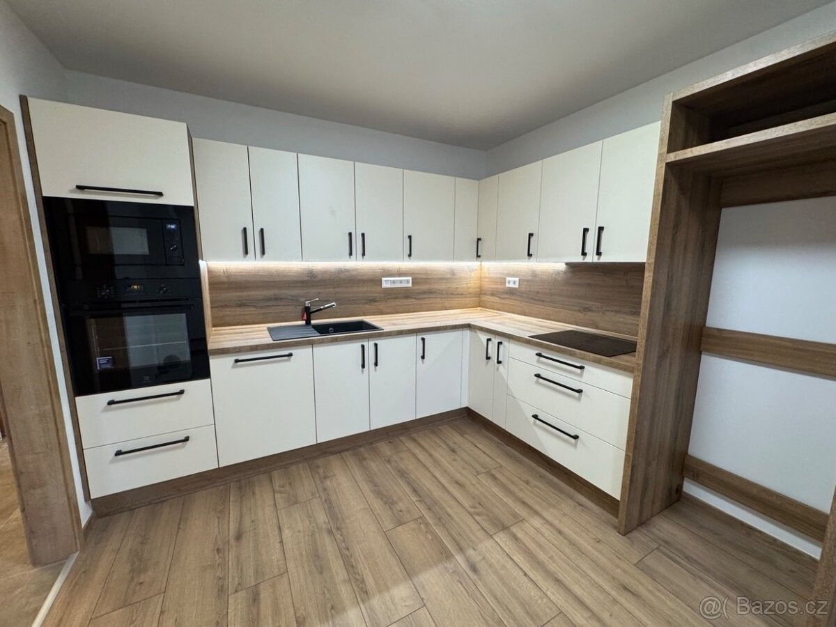 Byty, Blovice, 336 01