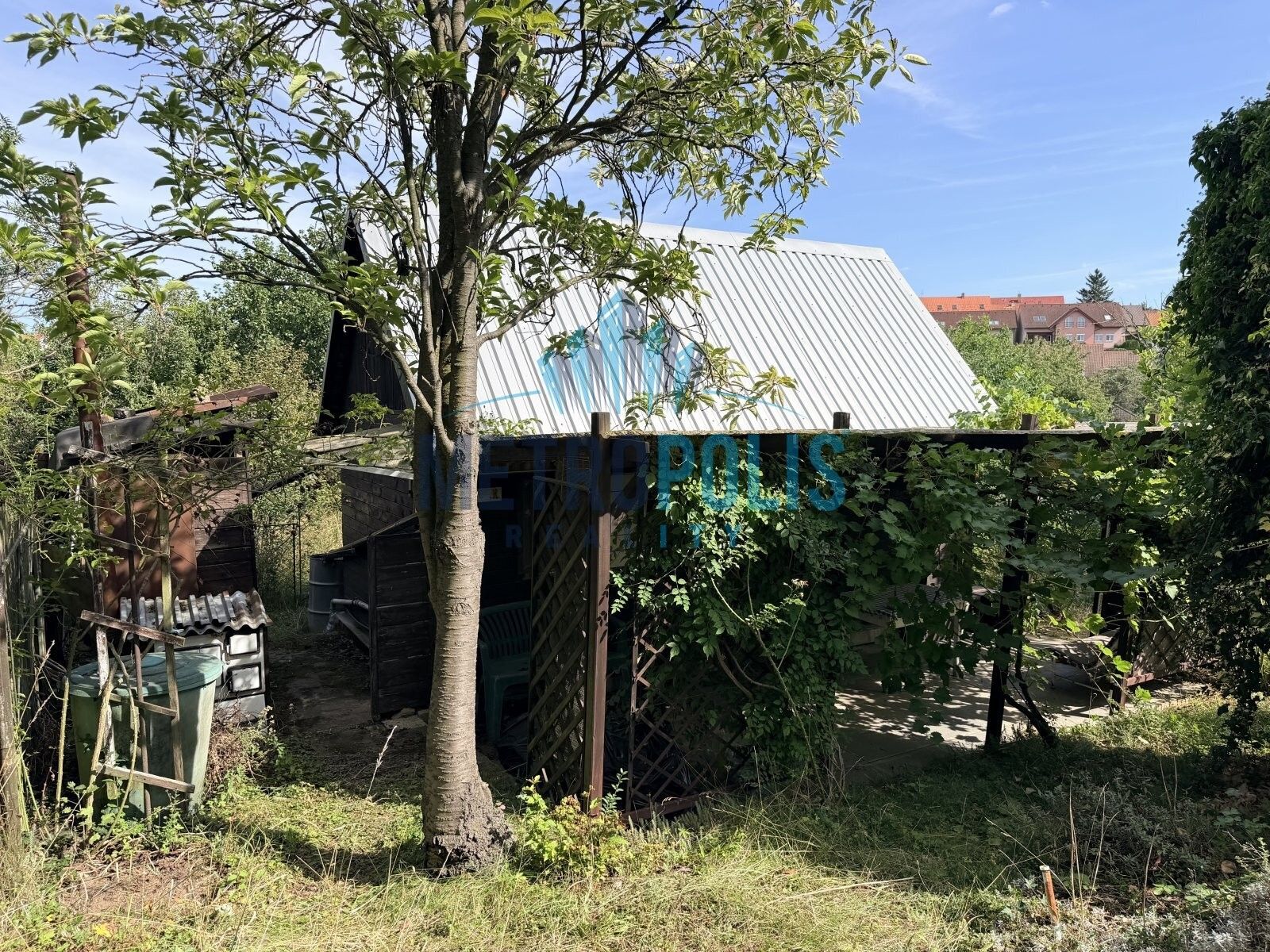 Chaty, Bažantní, Praha, 25 m² - 1