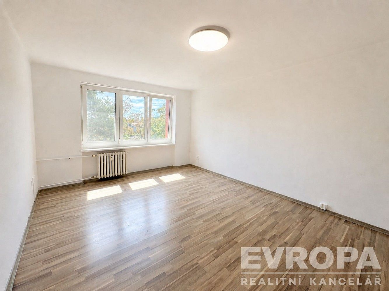 Byt 3+1 · 91 m² · Plzeň - Božkov, okres Plzeň-město, Plzeňský kraj - 3