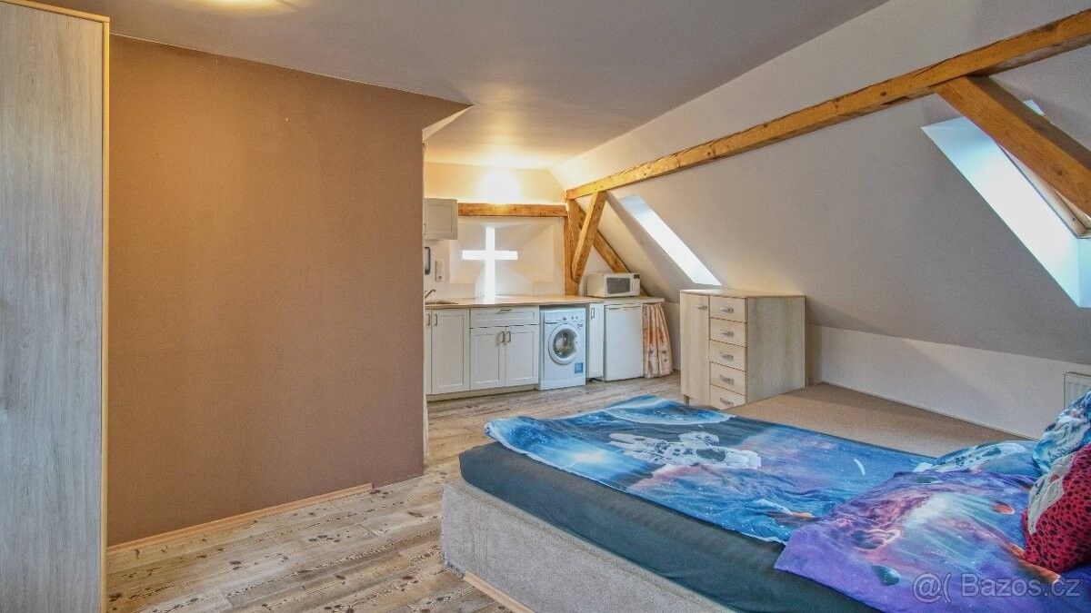 Pronájem byt - Znojmo, 669 02