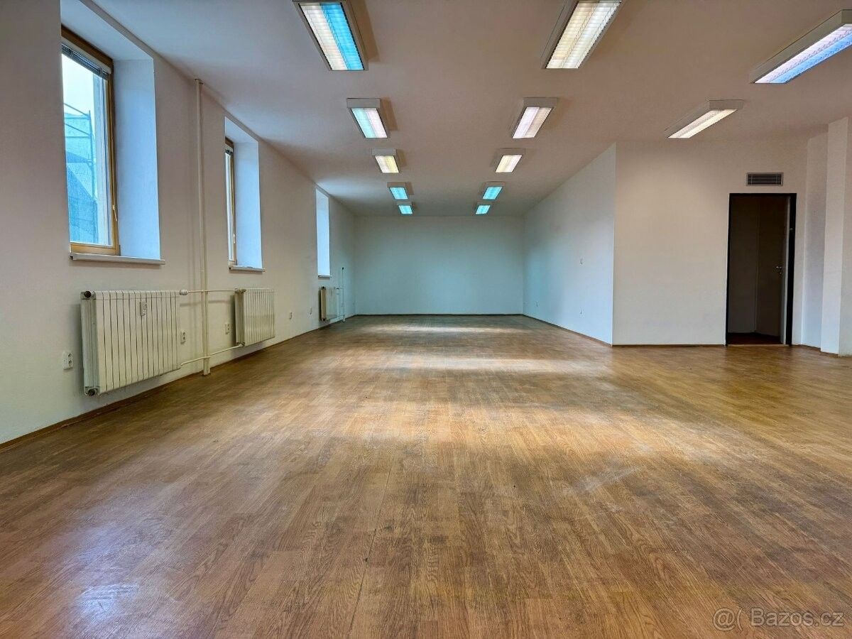 Obchodní prostory · Frenštát pod Radhoštěm, 744 01 - 3