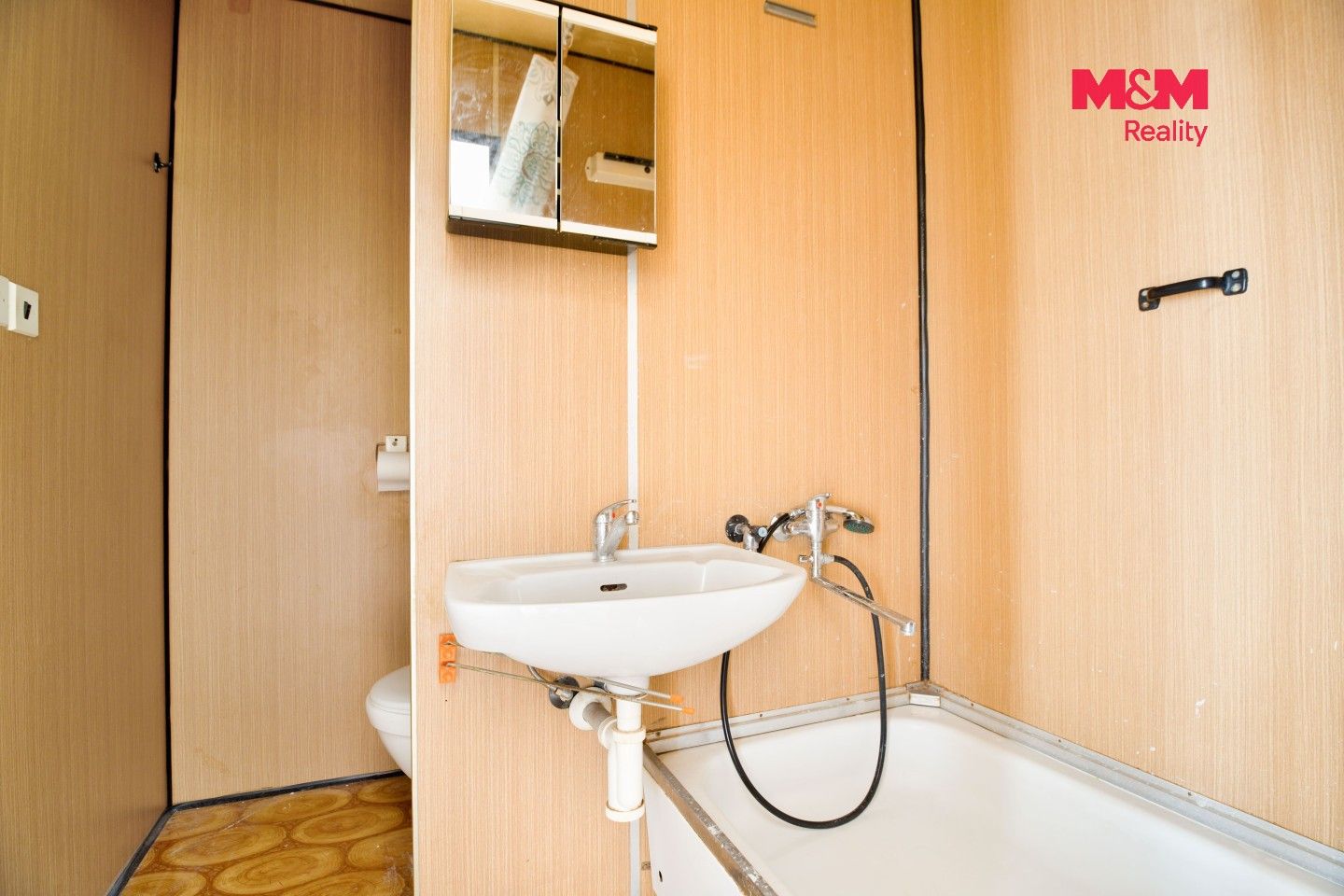 Byt 2+kk · 42 m² · Libkovická, Lom - 4