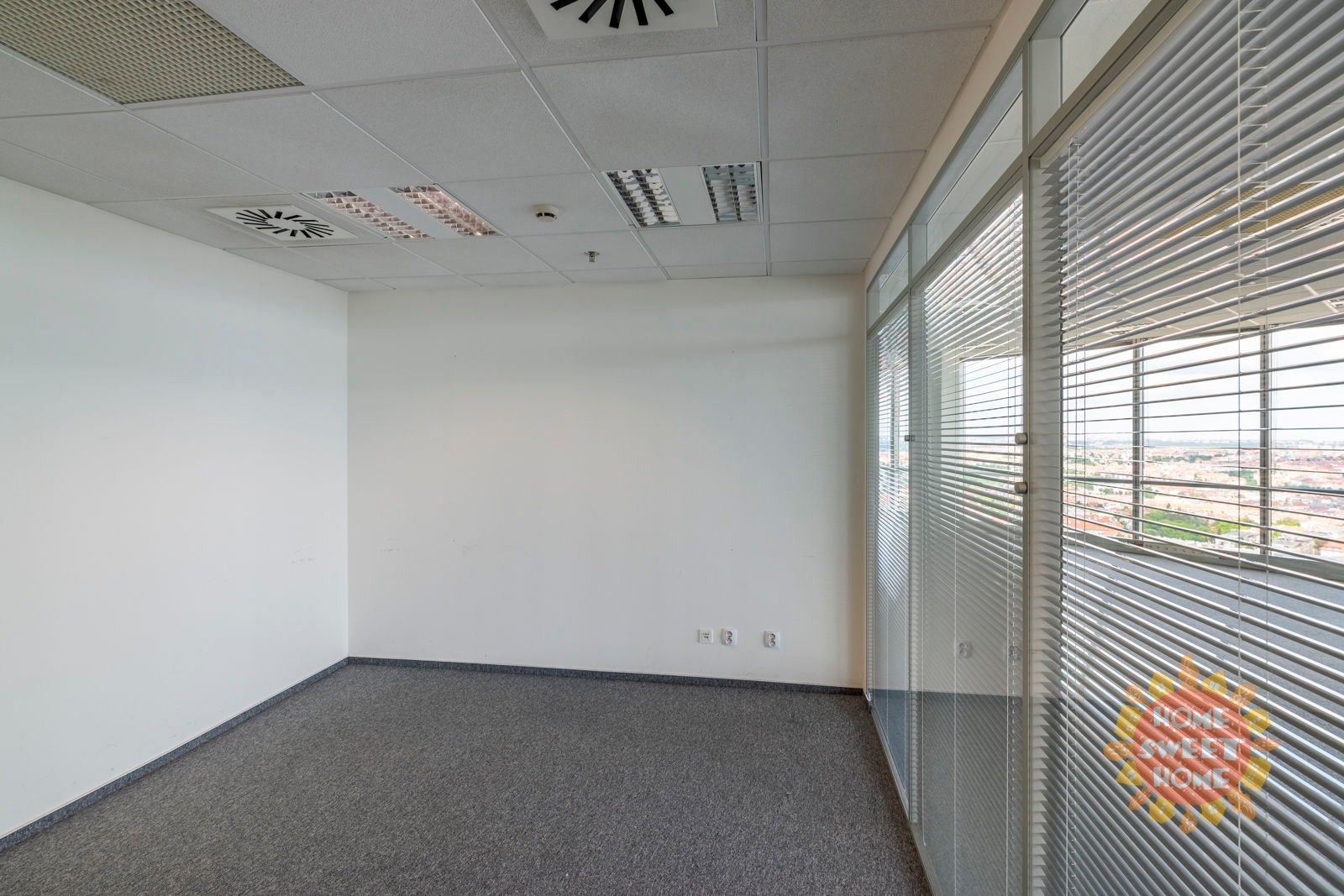 Kancelář · 93 m² · Na strži 1702, Praha Nusle - 3