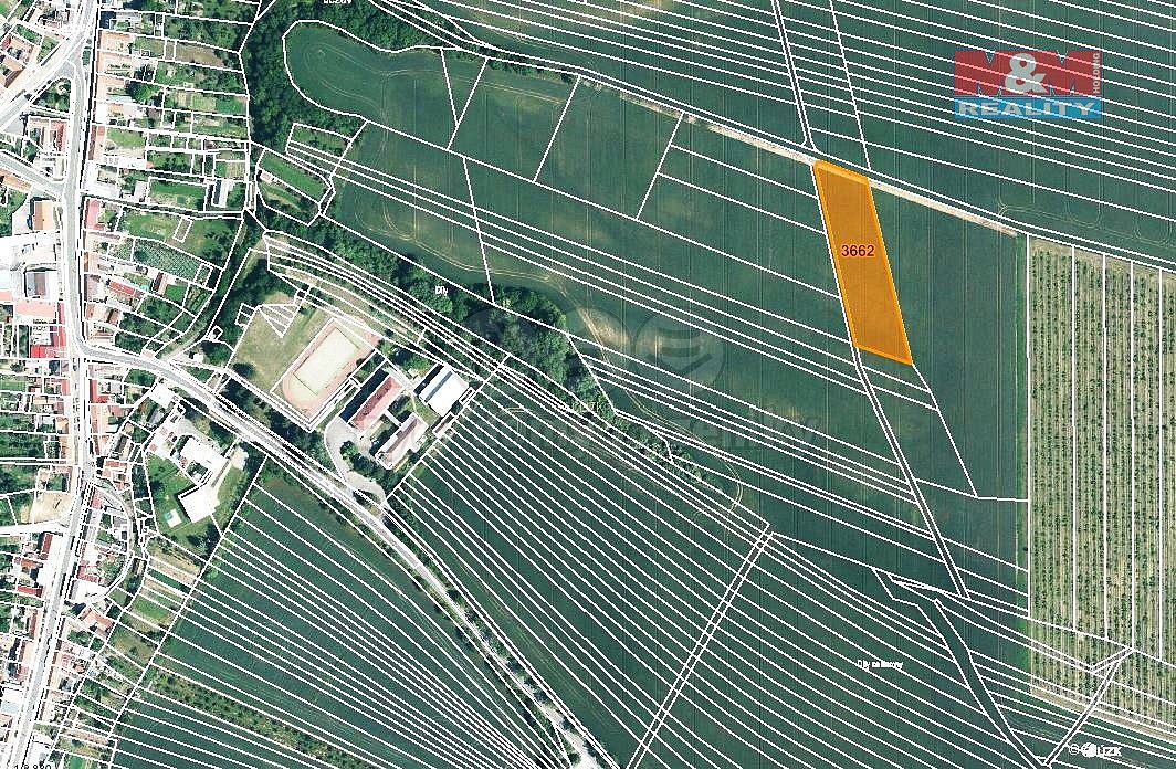 Zemědělský pozemek, 1 462 m²